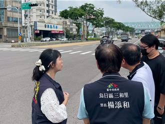 台中展覽館前假日塞爆 烏日中山路取消槽化線助疏導車流