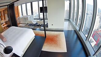 饭店抢谢师宴商机 各显神通