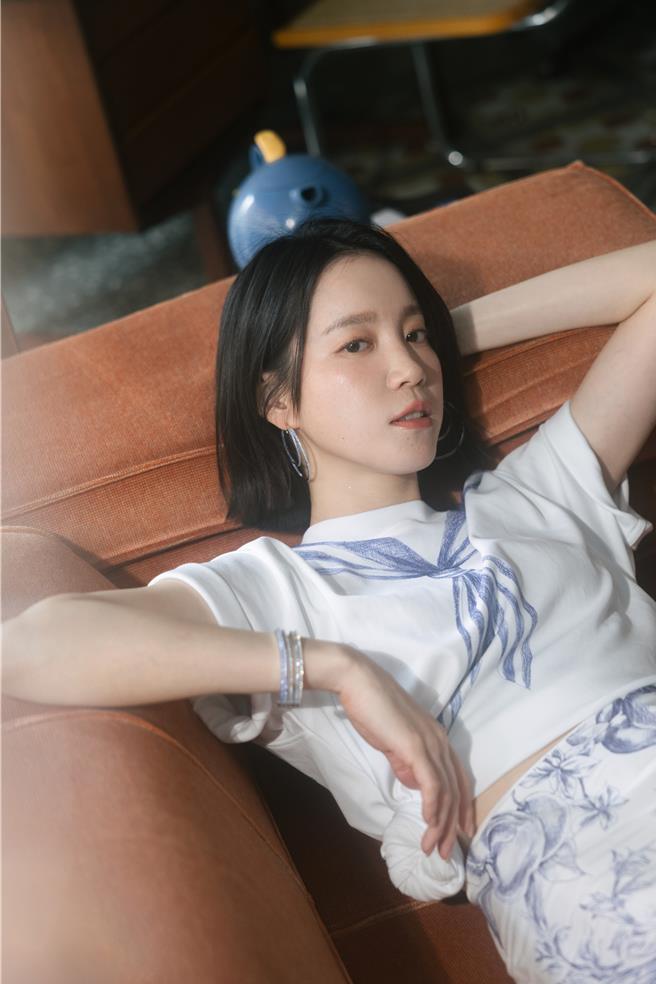 程予希高中就相当独立，开启半工半读的生活。（星星相艺提供）