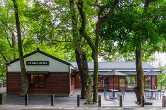 喝咖啡赏绿意！星巴克首间日式和风建筑 大溪公园门市开幕