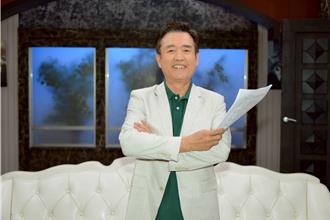 睽違3年回歸！73歲檢場驚喜客串台八 曝熟男保養撇步