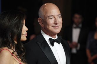 贝佐斯售1475亿亚马逊股票  应对川普关税风暴
