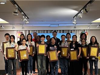 安得烈慈善協會表揚15位柔韌母親   頌揚母愛的偉大