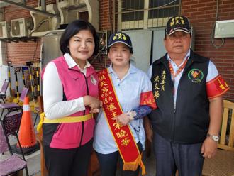 白沙屯媽合照遭張麗善「移位」 爐主宋曉華回一句網讚EQ超高