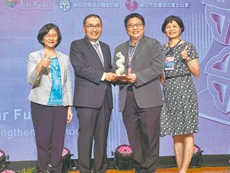 表揚144位白衣天使 侯謝付出