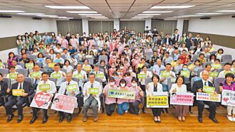 解决护理荒 屏县祭奖金留才