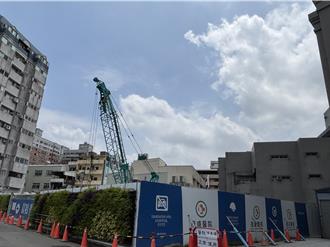 500公尺4处工地！居民忧北屯6米窄巷成「行人地狱」