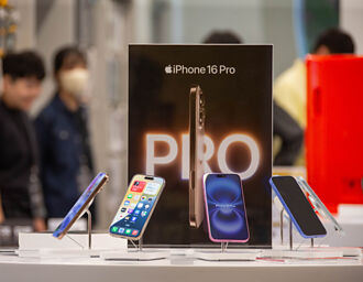 電信三雄法說登場 手機熱銷成新焦點