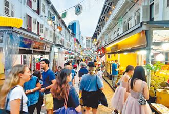 新加坡搶觀光財 迪士尼助攻