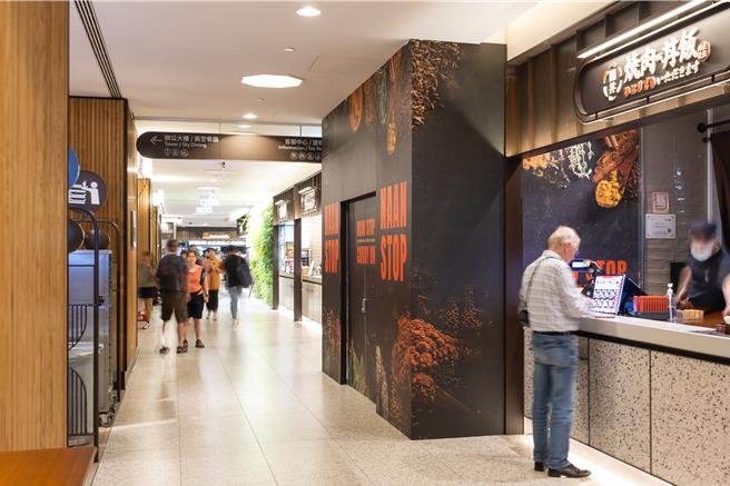 全台首间印度街头料理品牌Naan stop全新于台北101开幕。（台北101提供）