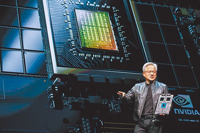 传辉达正在研发符合禁令且可出口到大陆的新降规版晶片，样品最快于6月推出。图为2024年6月，台北国际电脑展。（本报资料照片）