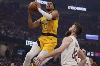 NBA》首場分區準決賽爆冷！溜馬作客扳倒東區龍頭騎士