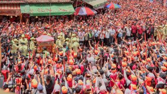 奉天宫整晚开庙门 被疑「等呒白沙屯妈祖」董事长回应了