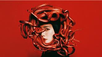 粉絲尖叫！華語天后蔡依林「最新專輯」曝 赤蛇纏繞皇冠強勢回歸