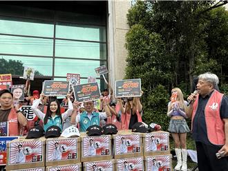 桃1、4、6选区罢团送逾12万份连署书  路过民眾呛：浪费国家资源