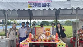 頭份四月八開跑！青年學子創意擺供桌 迎媽祖展文化活力