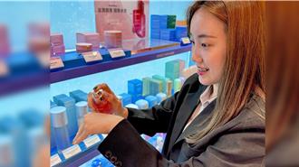 百货夏日美顏攻略 清爽防晒、轻透彩妆热卖 限时5折起抽黄金