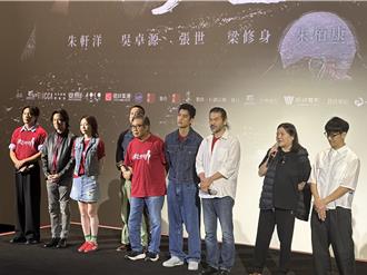 甫拿香港電影金像獎朱栢康現身台灣！  銀幕情人李雪喊他「老公」