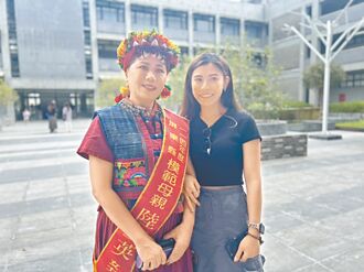 屏东 模范母亲陆玉英 守护18寄养童