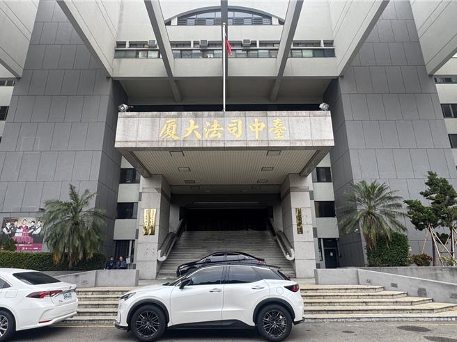 台中市潭子區農會劉姓成員以提供2500元計程車資，免費接送從投票所到雲林進香為誘因，要求賴姓會員投票支持李姓好友，檢方認定涉農會法行賄與受賄，予以緩起訴處分。（本報資料照片）