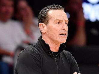 NBA》騎士拚重返榮耀 艾金生獲選年度最佳教練