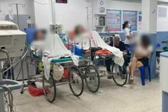 參觀泰國家公園亂採野果吃　7位戰鬥民族遊客「口吐白沫」送醫