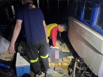 八斗子漁港驚傳轎車墜海 車主救起已無生命跡象