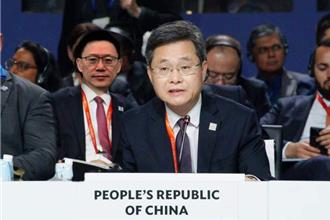 將採更積極宏觀政策  陸財長藍佛安：今年增長目標5％