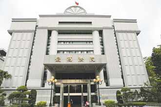 车手头枪杀2党羽 判无期定谳