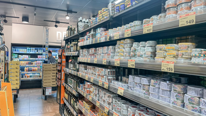 全联提供各种调味料，满足民眾日常需求。（示意图／杨雅婷摄）