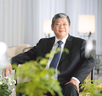 愛山林建設全家炒股獲利上億   董座祝文宇1200萬交保