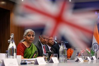 这国抢先与印度签史上最大贸易协议！美国还在乾等人谈判惨了