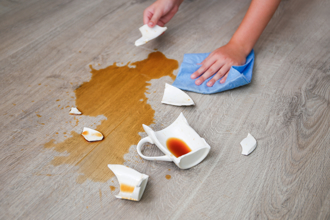 碎玻璃和玻璃丟法不同 環保局曝規定 做錯噴6千