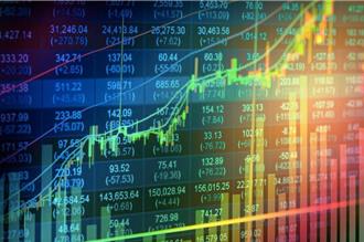 業績差的少收管理費！吳清：督促基金公司從「重規模」向「重回報」轉變