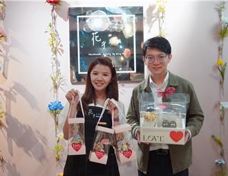 从街头到花坊 高雄青创花艺打造超暖母亲节贺礼