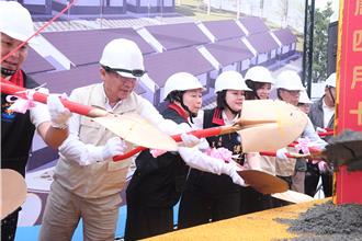 花蓮震災後重建啟動 組合中繼屋動土 預計8月底完工