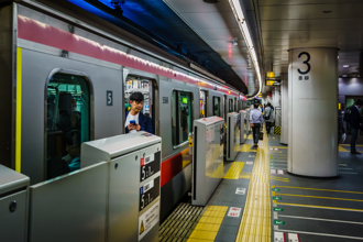 快訊》東京地鐵爆隨機砍人 南北線男揮刀！2乘客濺血