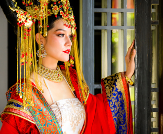 史上唯一「两国皇后」嫁痴帝、5度遭废 被俘后反幸福