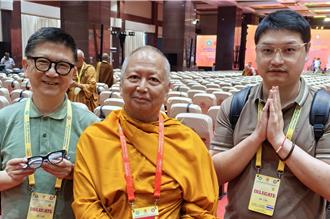 联合国卫塞节越南登场 高雄佛教艺术家秀AI产品