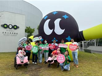 提前歡慶母親節 創世基金會苗栗院陪植物人郊遊賞樂