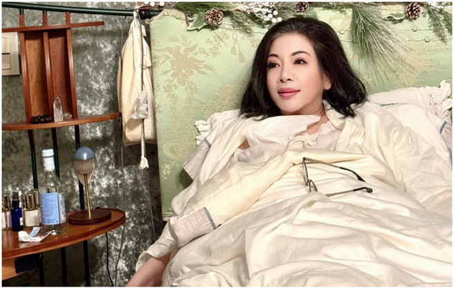 陳文茜積極地抗癌。(圖/FB@文茜的世界周報 Sisy's World News)