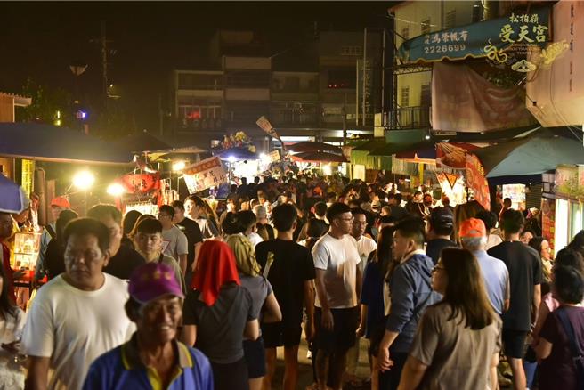 白沙屯妈祖进香首度驻驾松柏岭受天宫，大批信眾涌入。（松柏岭受天宫提供／杨静茹南投传真）