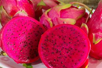 不識貨！3類水果營養部位常被丟 火龍果皮可抗發炎