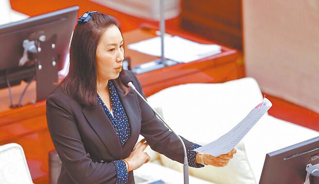 台北市政府从2014年起每月拨给邻长2000元交通补助费，市议员林杏儿8日提案指出，近几年交通相关费用及物价均已调涨许多，建议市府应调升补助费。（本报资料照片）