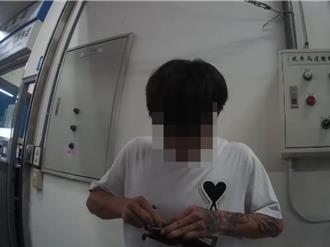 诡异！白衣男疑吸丧尸烟弹台铁车厢狂抖 铁警关心他称「感冒畏寒」