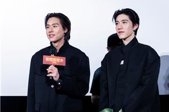 Billkin來台被拱「鋼管舞」教學 寵溺看PP Krit重現不屑表情