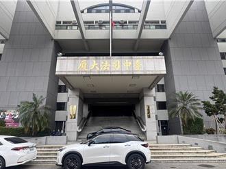 酒駕超速撞電桿亡！親屬認「公共設置欠缺」提國賠 法院判駁回