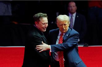 美國會未授權！聯邦法官命令白宮暫停政府大裁員