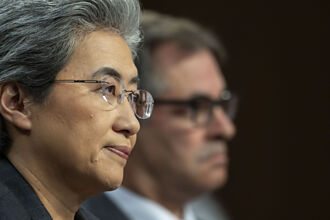 美科技大咖 籲廢除AI出口管制