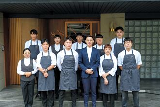 星．餐．廳．新．菜．單－好一個花簇錦攢的盤中繽紛！ 米其林一星「SENS」新菜開箱